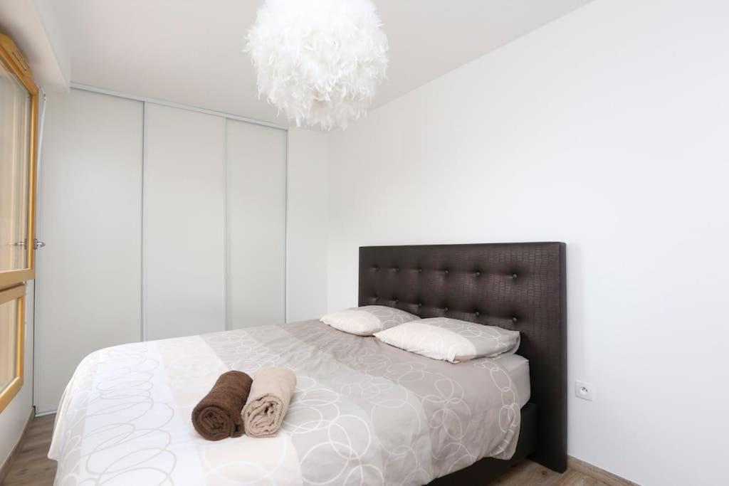 Apartment Paris-Stade De France 3 Rooms Parking Metro Saint-Denis (Seine-Saint-Denis)